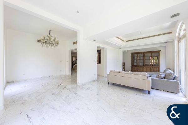 Extended 5 Bed | Park Backing | Upgraded